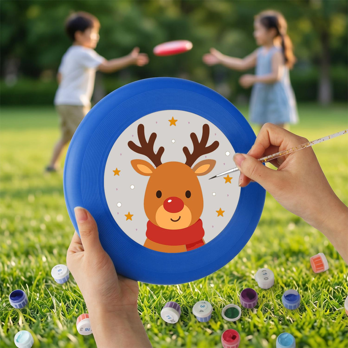 Smiling Christmas Reindeer (Paint by Numbers Flying Disc)