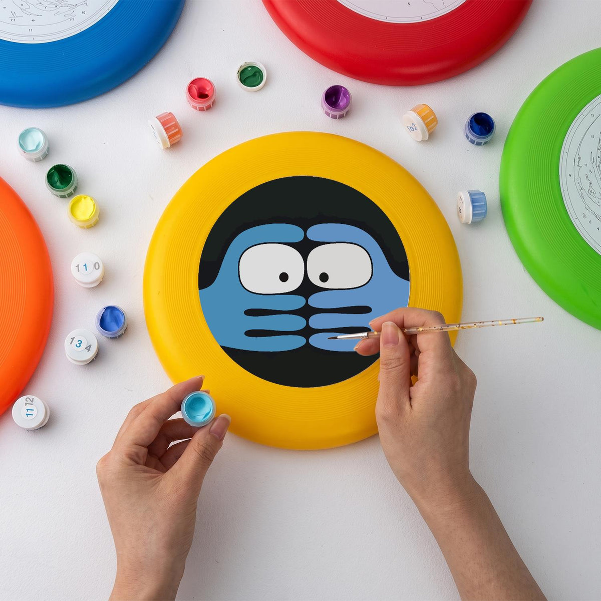 Peekaboo Blue Face (Paint by Numbers Flying Disc)