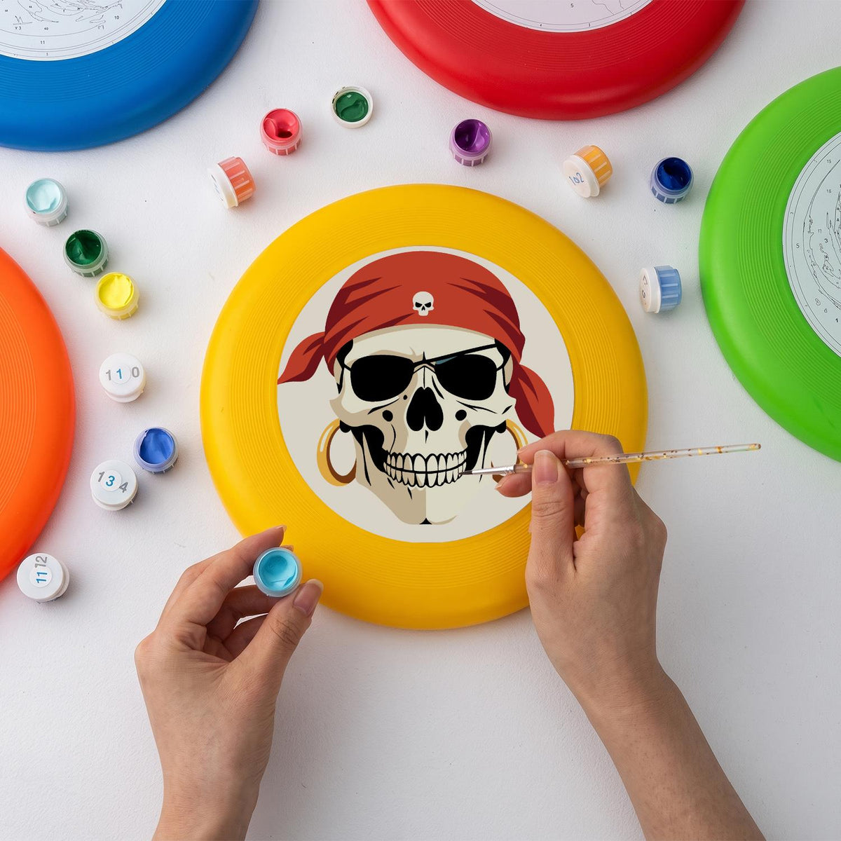 Red Bandana Pirate Skull (Paint by Numbers Flying Disc)