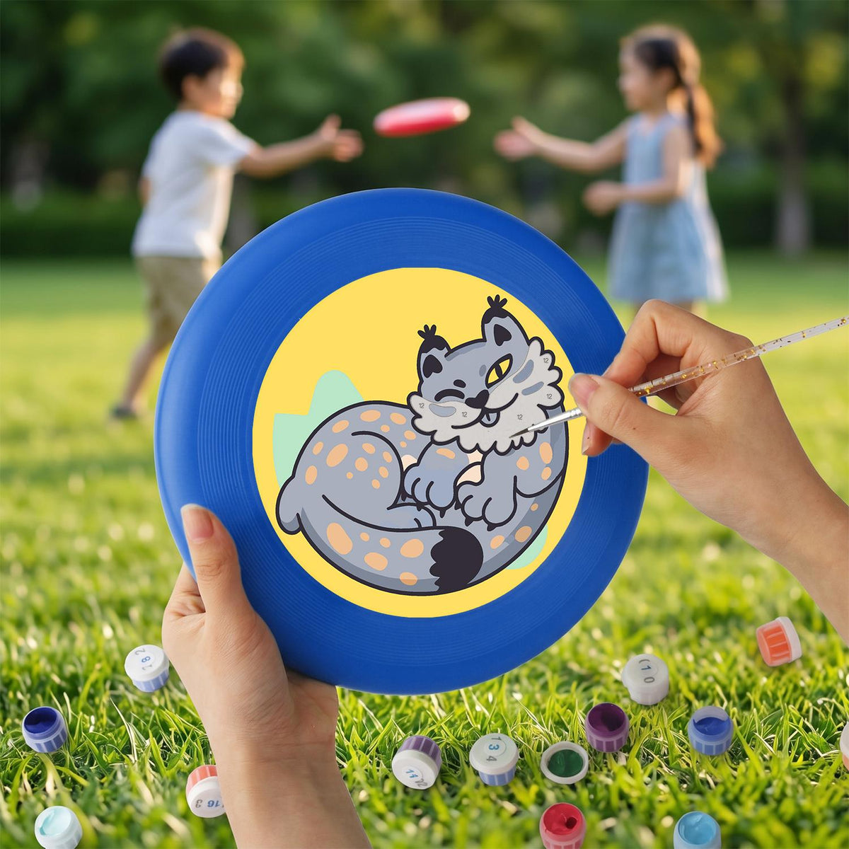 Curled Grey Wolf (Paint by Numbers Flying Disc)