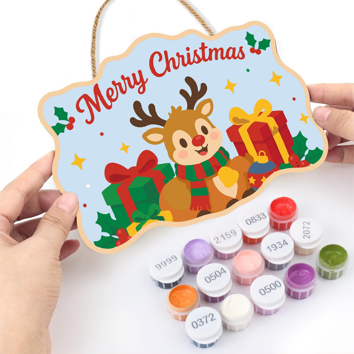 Little Reindeer and Gold Present paint by numbers hanging sign – image 9