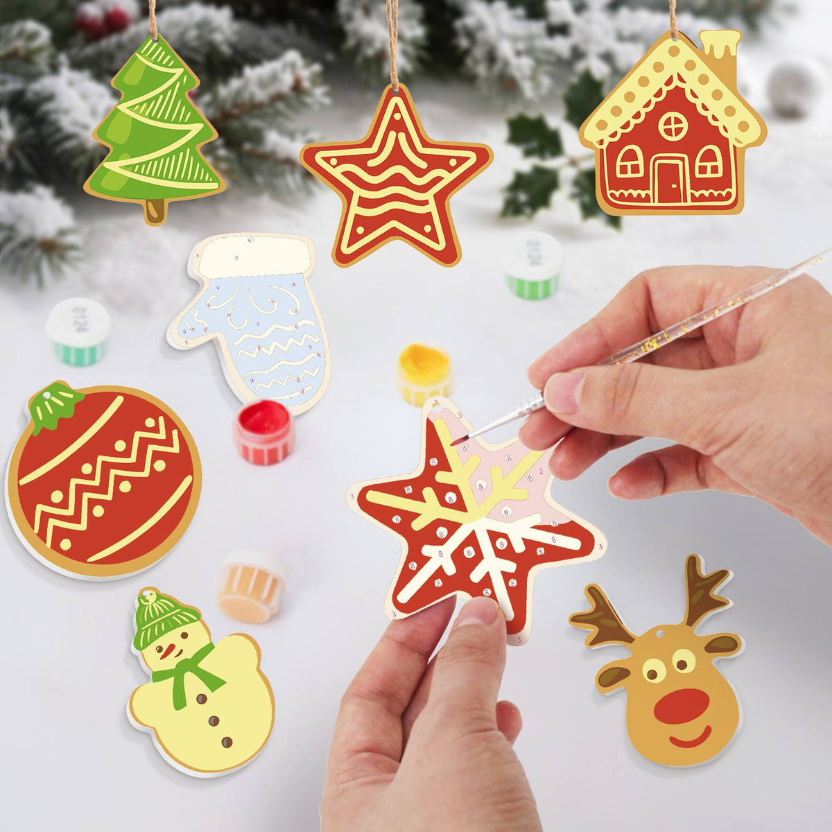 Blue Mitten and Zigzag Bauble ornament set – image 7