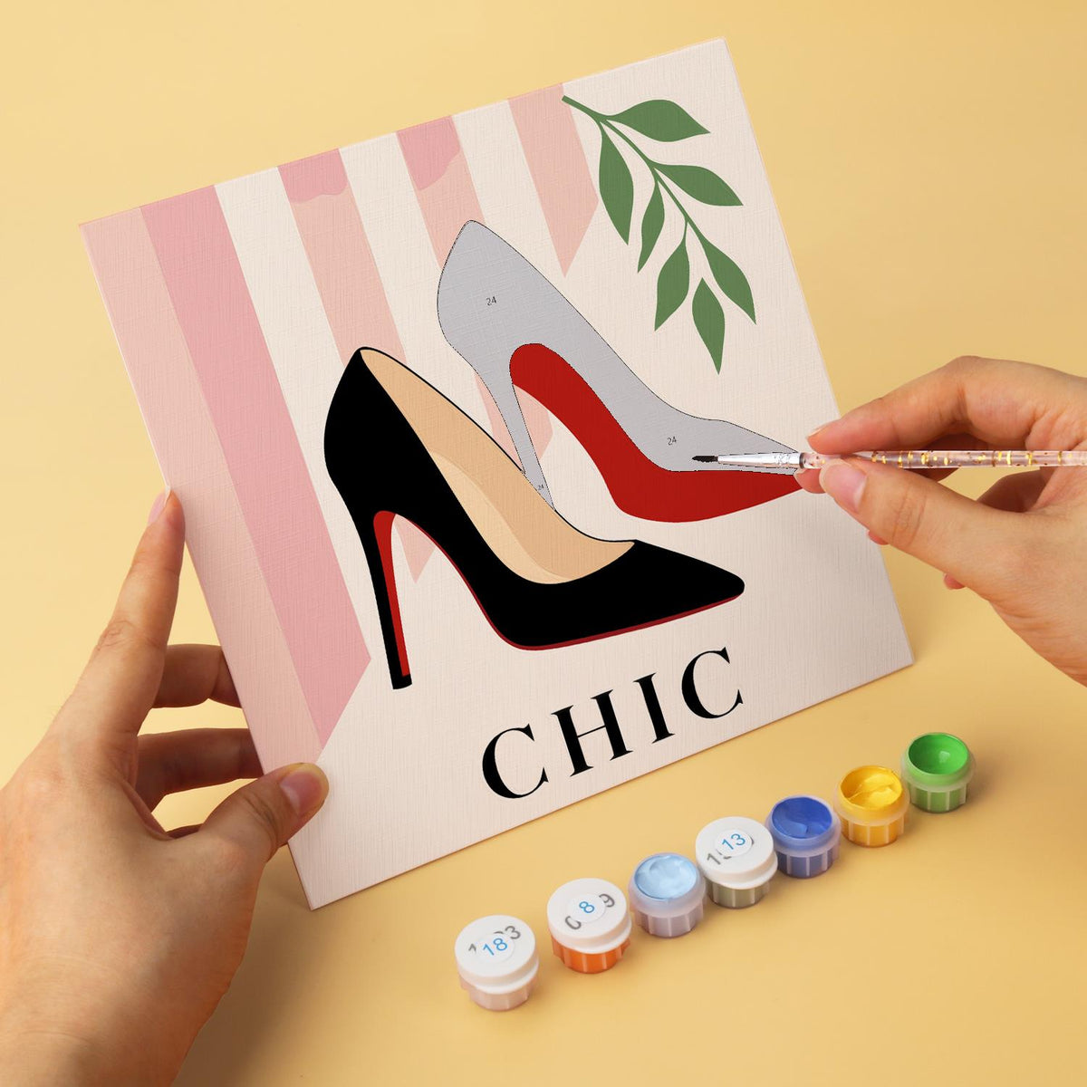 Bisous Lips and Cat-Eye Shades mini board kit – image 9