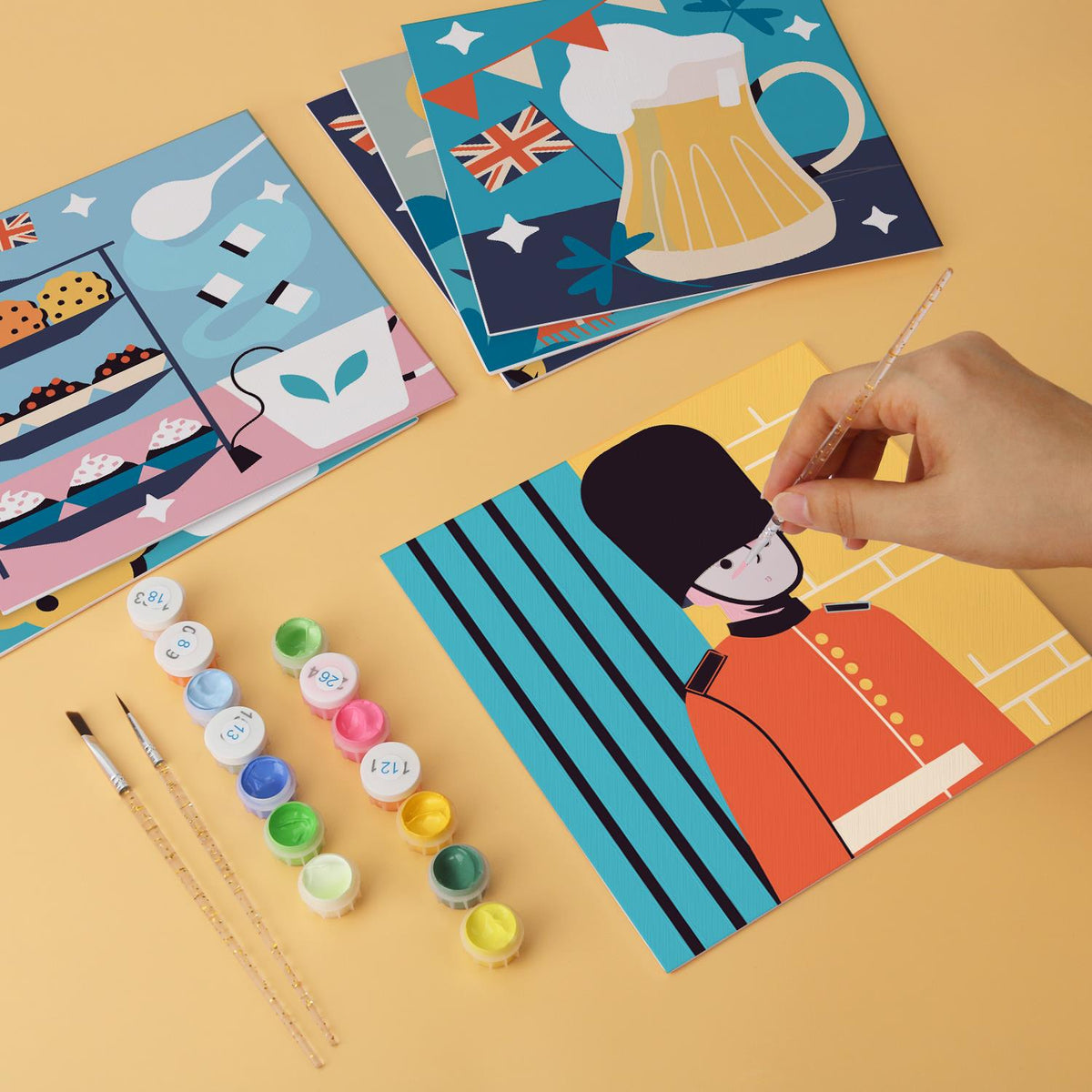 Royal Guard and Teatime Britain mini board kit – image 7