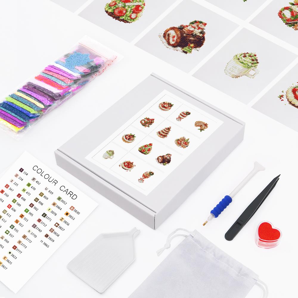 Strawberry Holiday Bakery mini diamond painting – the box with 12 canvases, diamonds and tools