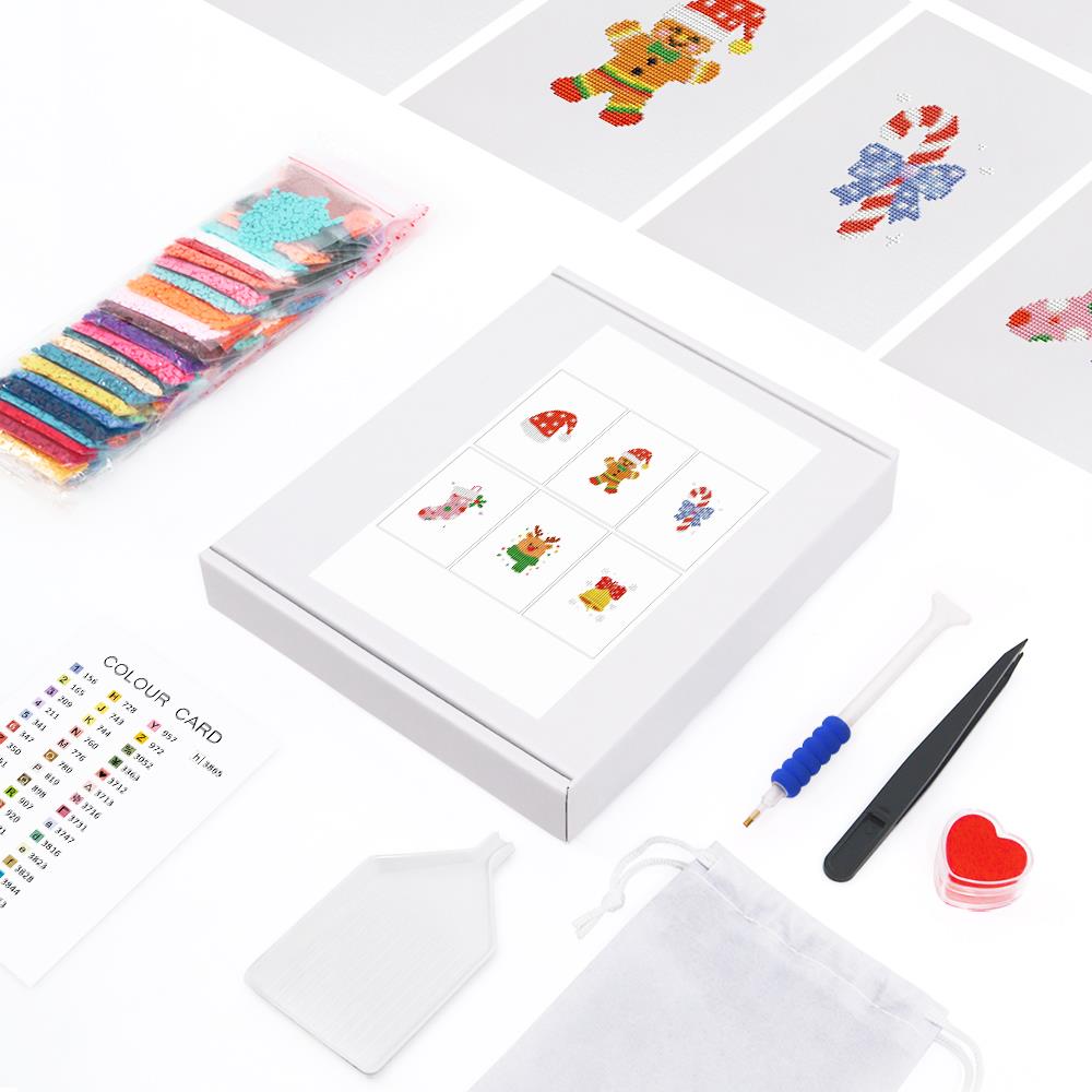 Gingerbread and Candy Cane Joy mini diamond painting – the box with 6 canvases, diamonds and tools