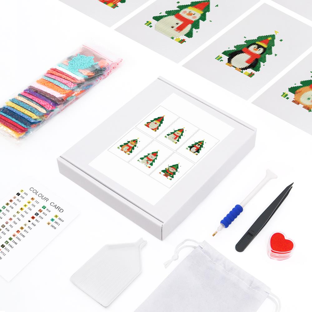 Christmas Tree Peekaboo Pals mini diamond painting – the box with 6 canvases, diamonds and tools