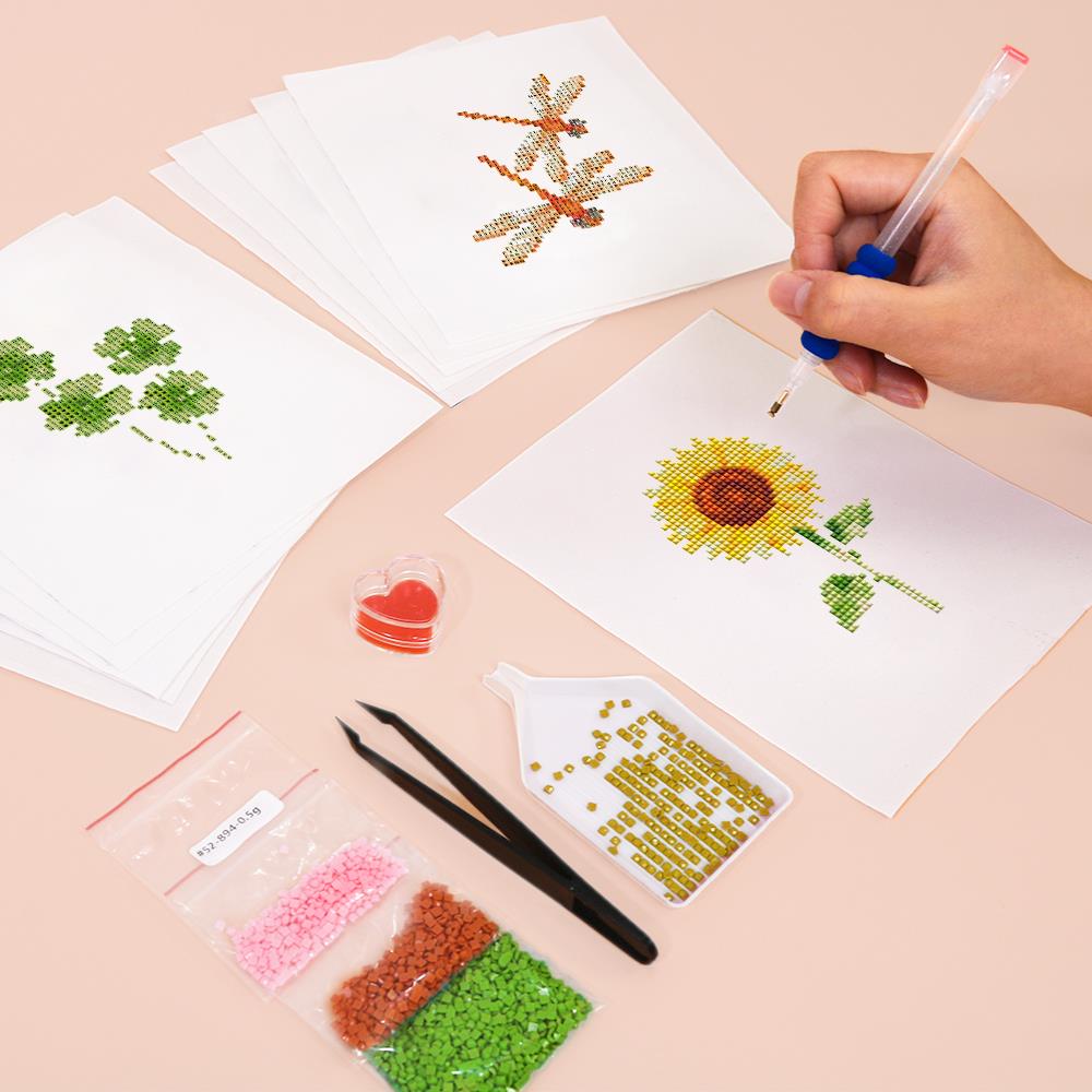 Ladybug and Bumblebee Meadow mini diamond painting – image 5