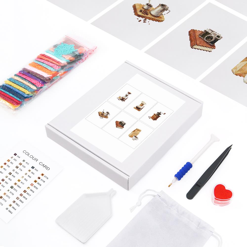 Siphon Brew and Coffee Grinder mini diamond painting – the box with 6 canvases, diamonds and tools