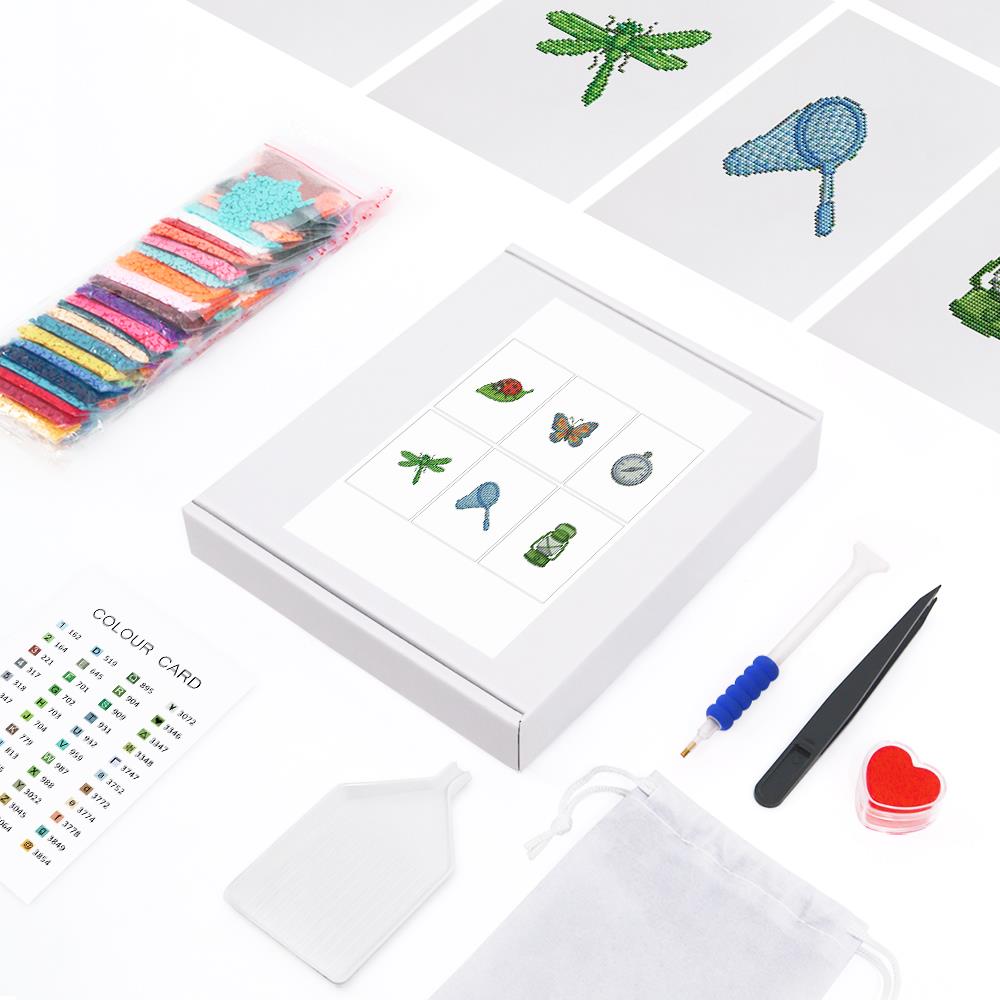 Bug Hunter's Net and Lantern mini diamond painting – the box with 6 canvases, diamonds and tools