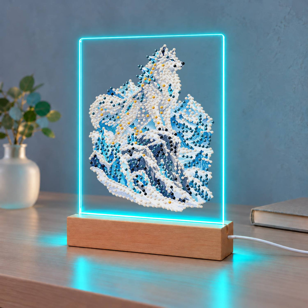 Snow Wolf on Icy Blue Peaks (Light-Up Pearl Painting)