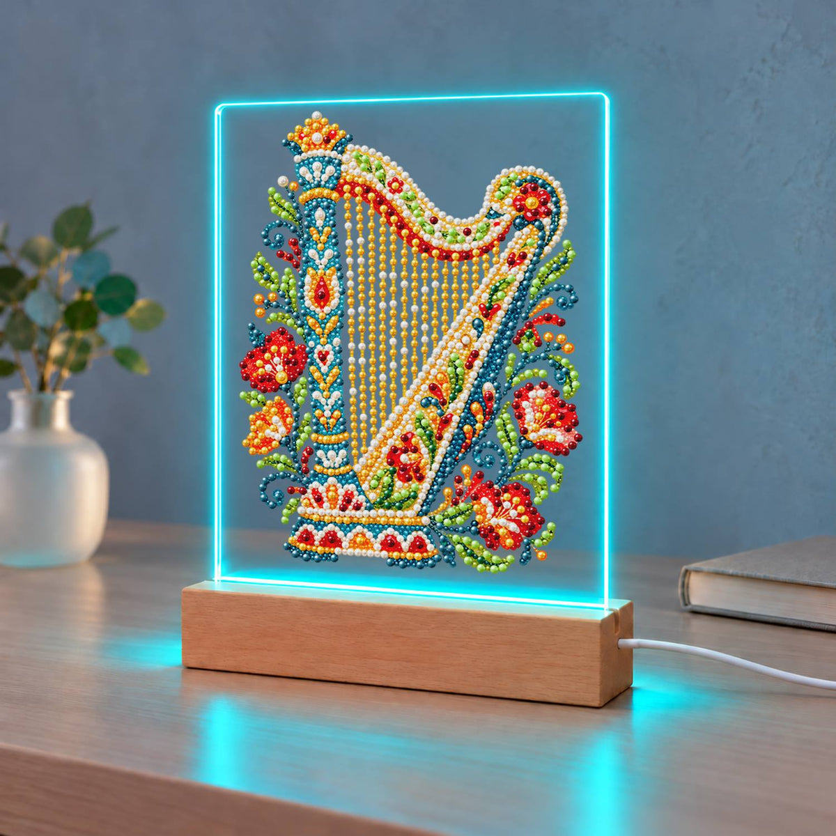 Flower-Trimmed Golden Harp (Light-Up Pearl Painting)
