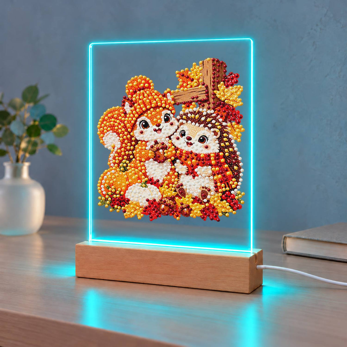 Squirrel and Hedgehog Fall Hug (Light-Up Pearl Painting)