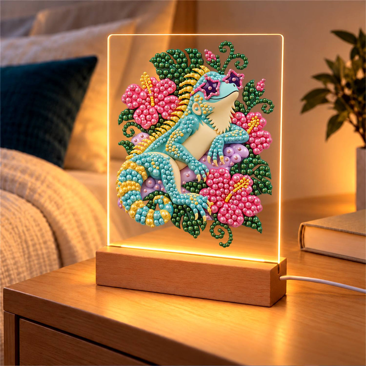 Turquoise Lizard in Pink Hibiscus (Light-Up Pearl Painting)