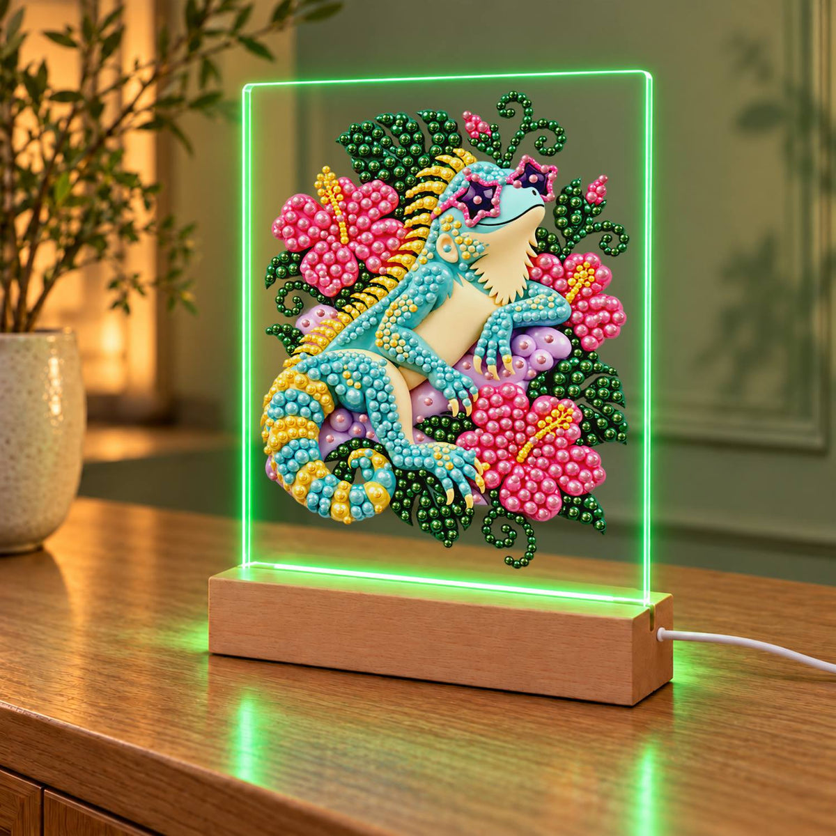 Turquoise Lizard in Pink Hibiscus (Light-Up Pearl Painting)