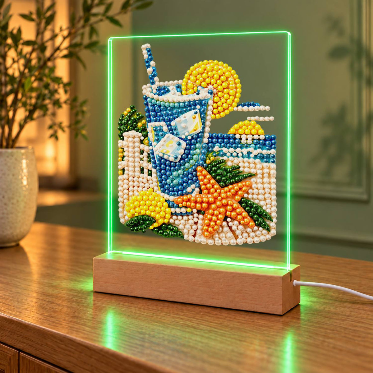 Iced Lemonade with a Starfish (Light-Up Pearl Painting)