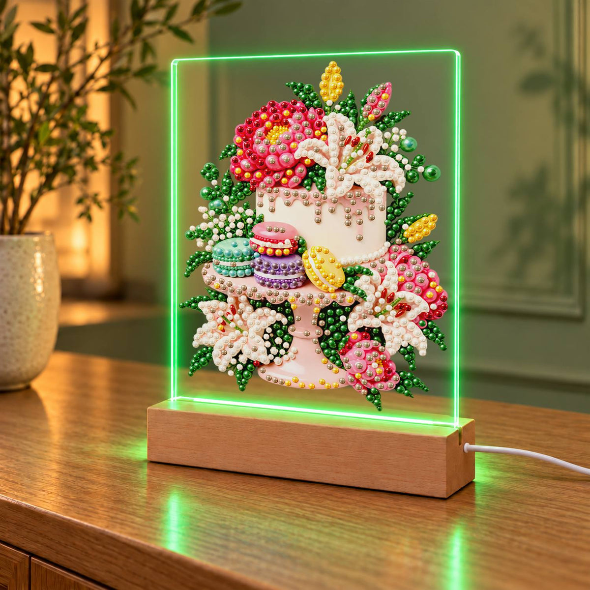 Lily-Topped Cake with Macarons (Light-Up Pearl Painting)