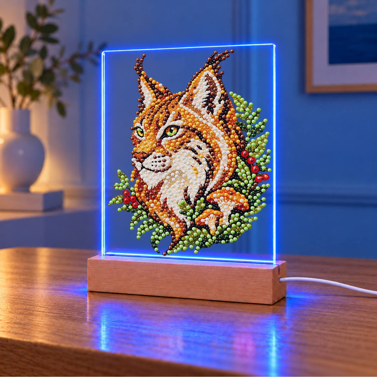 Lynx Among Ferns and Berries (Light-Up Pearl Painting)