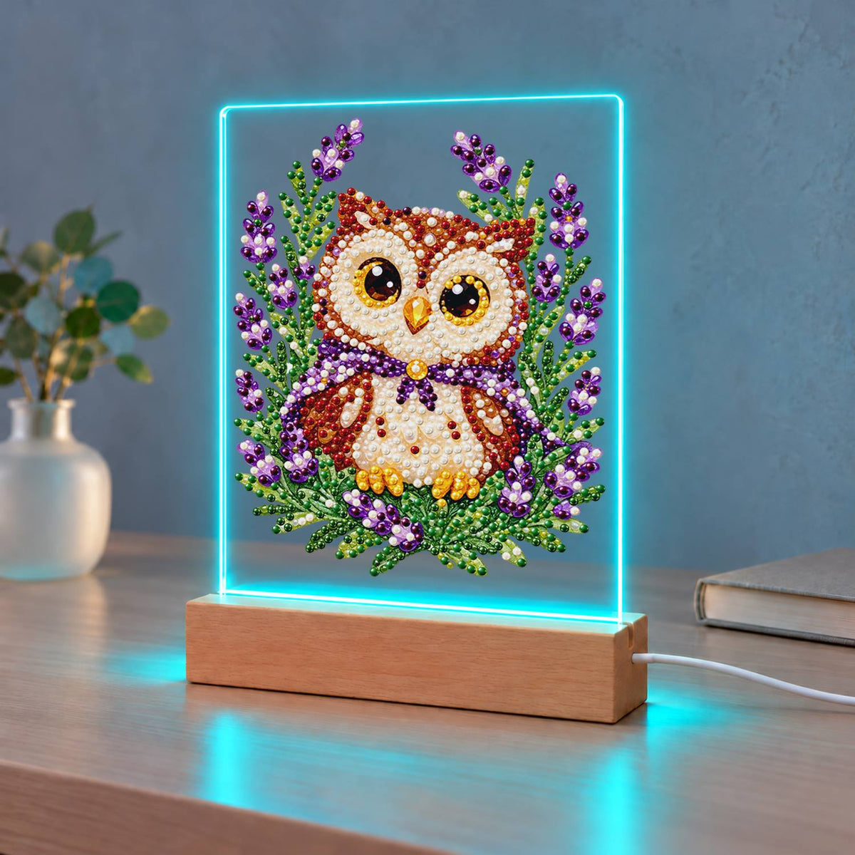 Little Owl in Lavender Fields (Light-Up Pearl Painting)