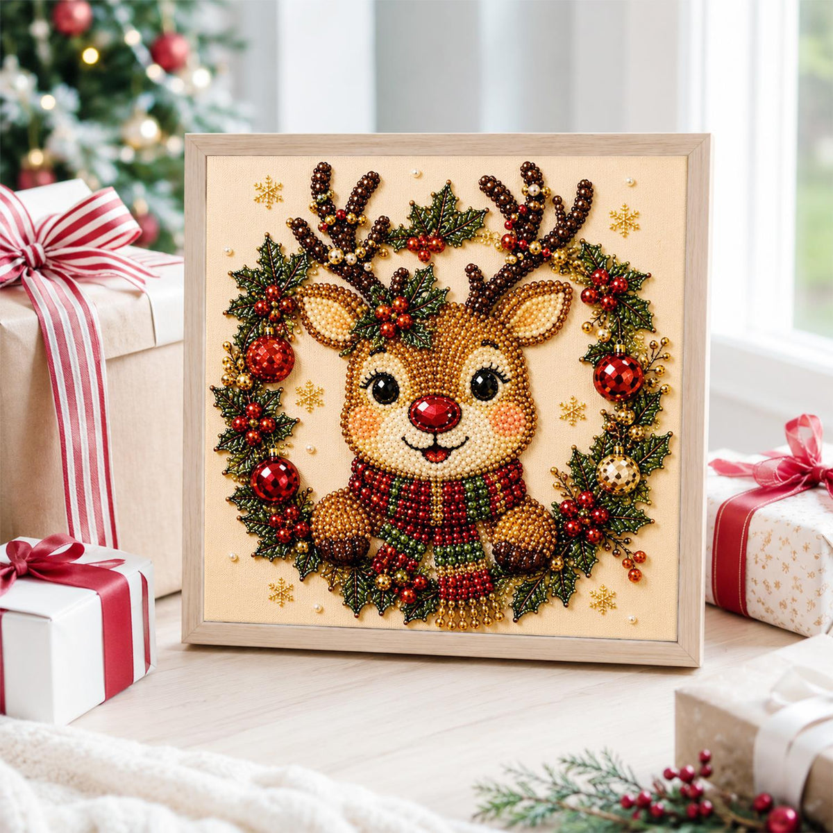 Reindeer in a Holly Wreath pearl painting – image 4