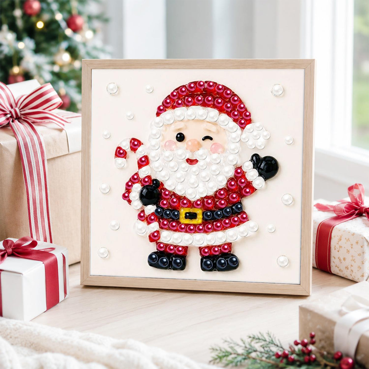 Winking Santa with Candy Cane pearl painting – image 4