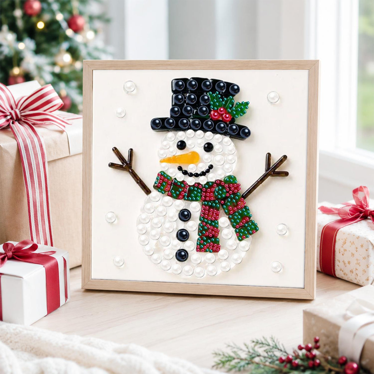 Top-Hat Snowman with Holly pearl painting – image 4