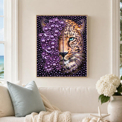 Half-Purple Leopard Face pearl painting – image 3