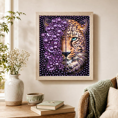 Half-Purple Leopard Face pearl painting – image 4