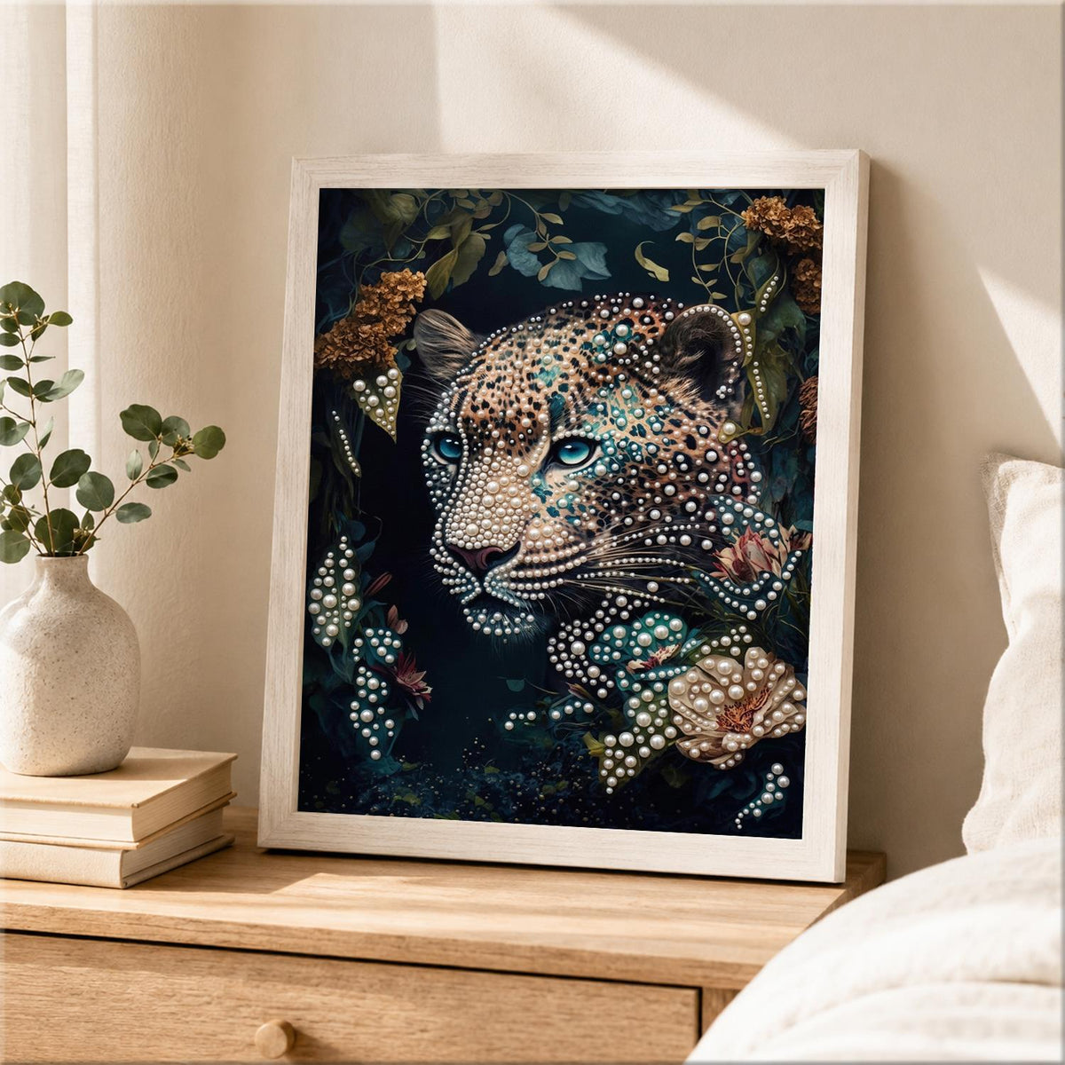 Pale Leopard in Dark Foliage pearl painting – image 2