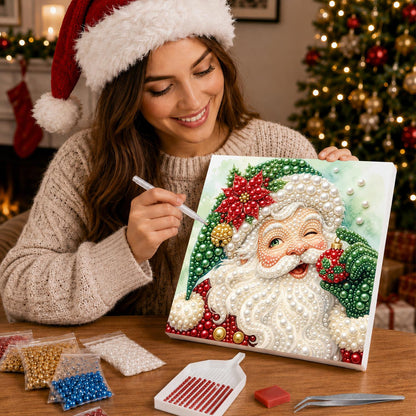 Winking Santa in a Green Hat pearl painting – image 16