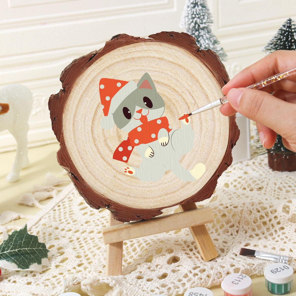 Polka-Dot Santa Hat Cat paint by numbers wood slice – image 16